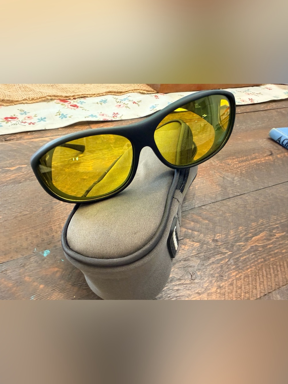 Cocoon Fit Over Sunglasses Flex 2 Fit sz L black yellow GUC SET OF 3 pieces